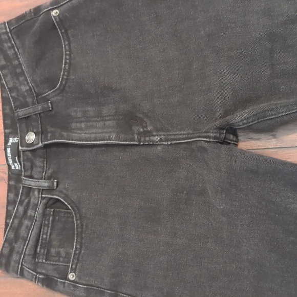 Pretty little thing denim high waisted mom jeans - Picture 4 of 7